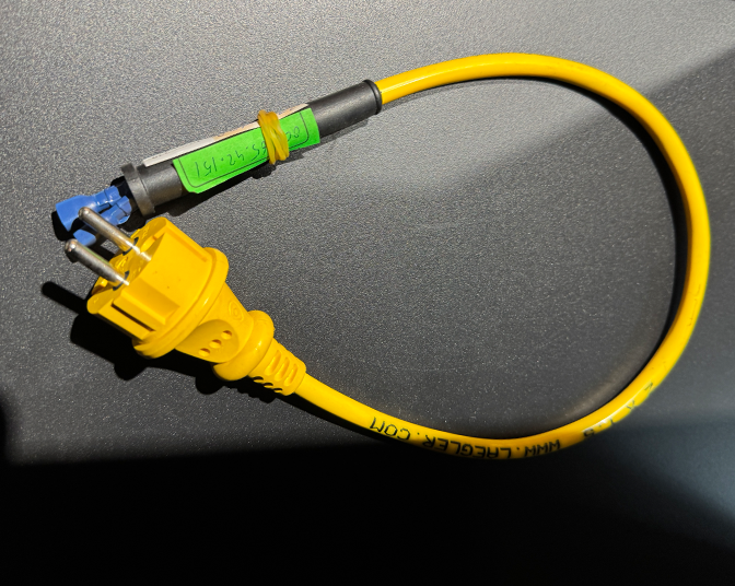 LÄGLER TRIO - სადენი, დენის კაბელი