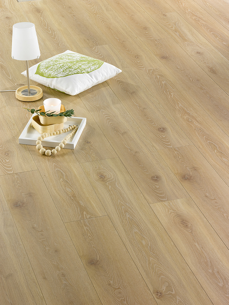 Homflor Distingo WR 450W Chêne Nature